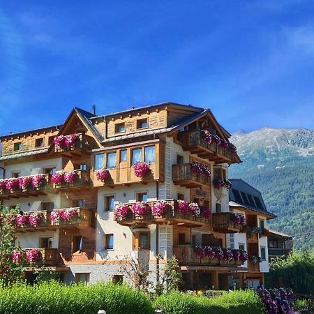 Hotel Sottovento Luxury Hospitality Bormio Esterno foto