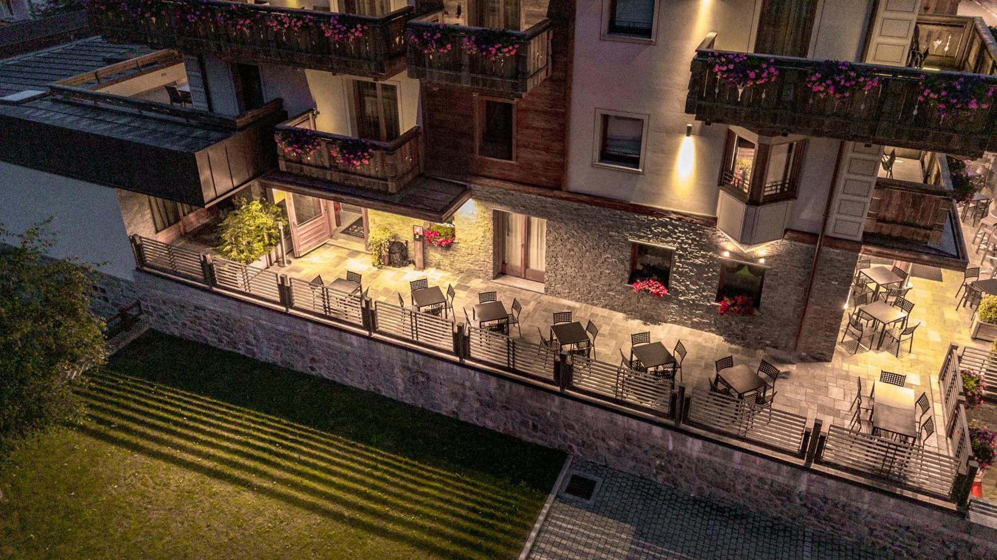 Hotel Sottovento Luxury Hospitality Bormio Esterno foto