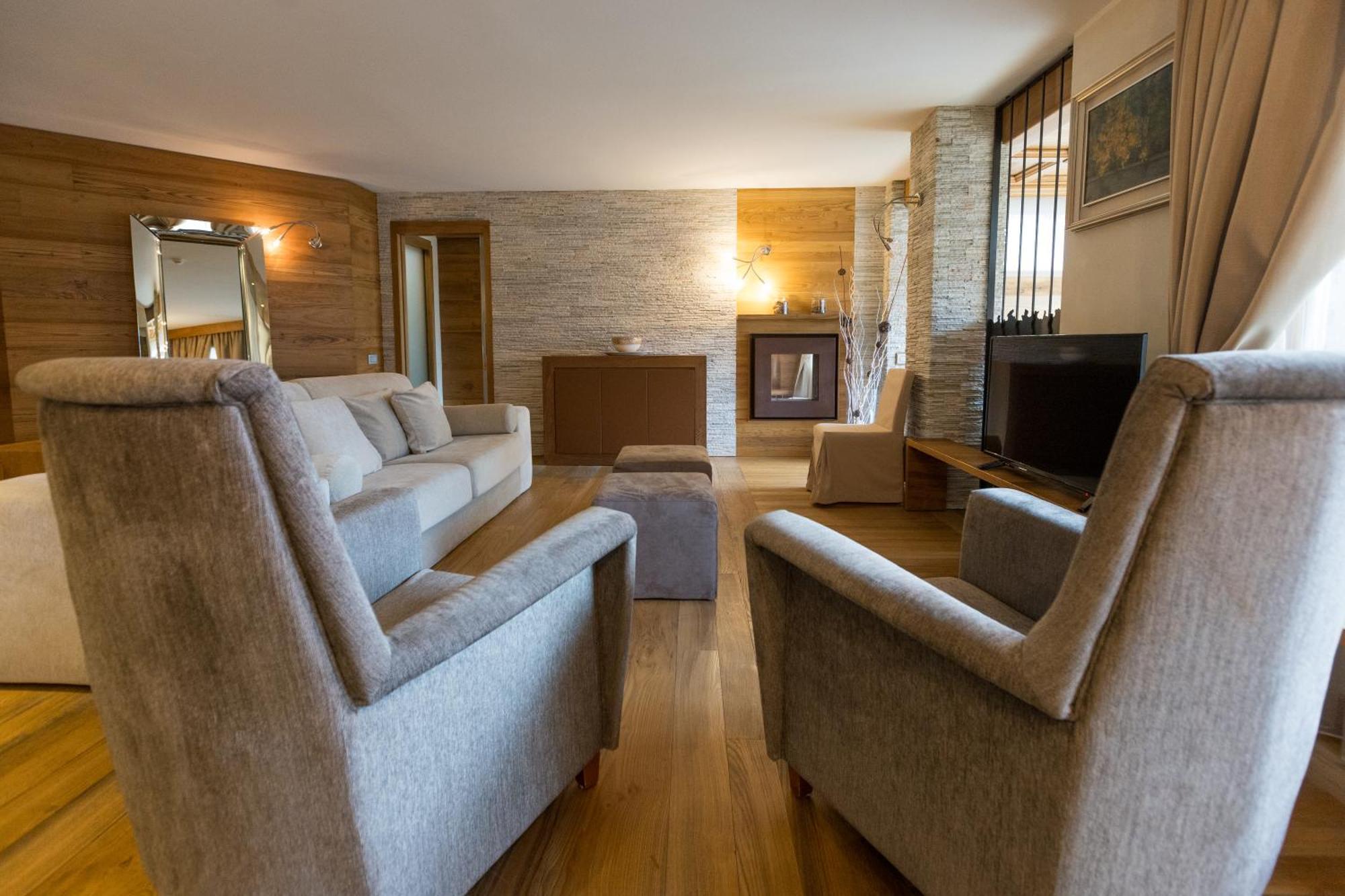 Hotel Sottovento Luxury Hospitality Bormio Esterno foto